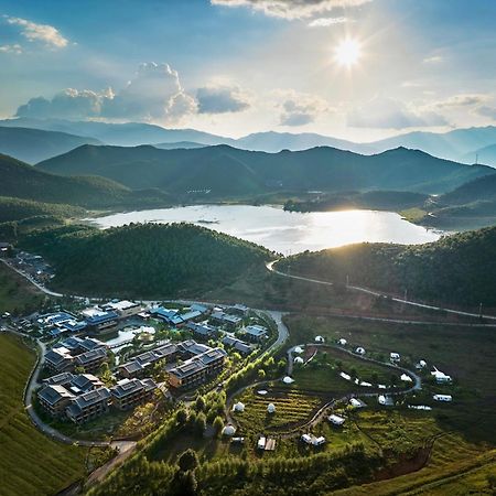 Hotel Indigo Lugu Lake By Ihg Lijiang  Eksteriør billede